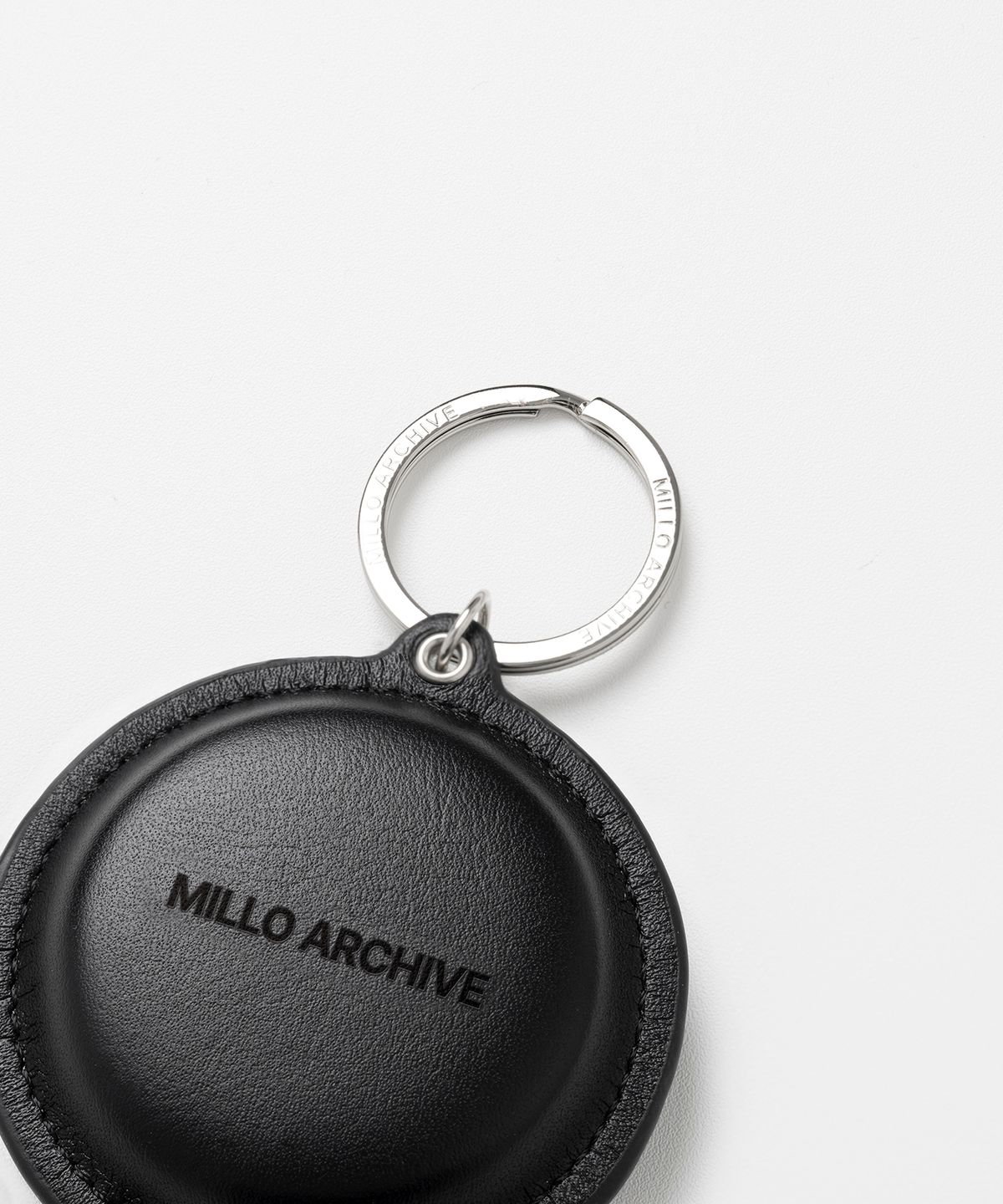 밀로 아카이브(MILLO ARCHIVE) 케이드 레더 테이프 메이저 [레더 블랙]