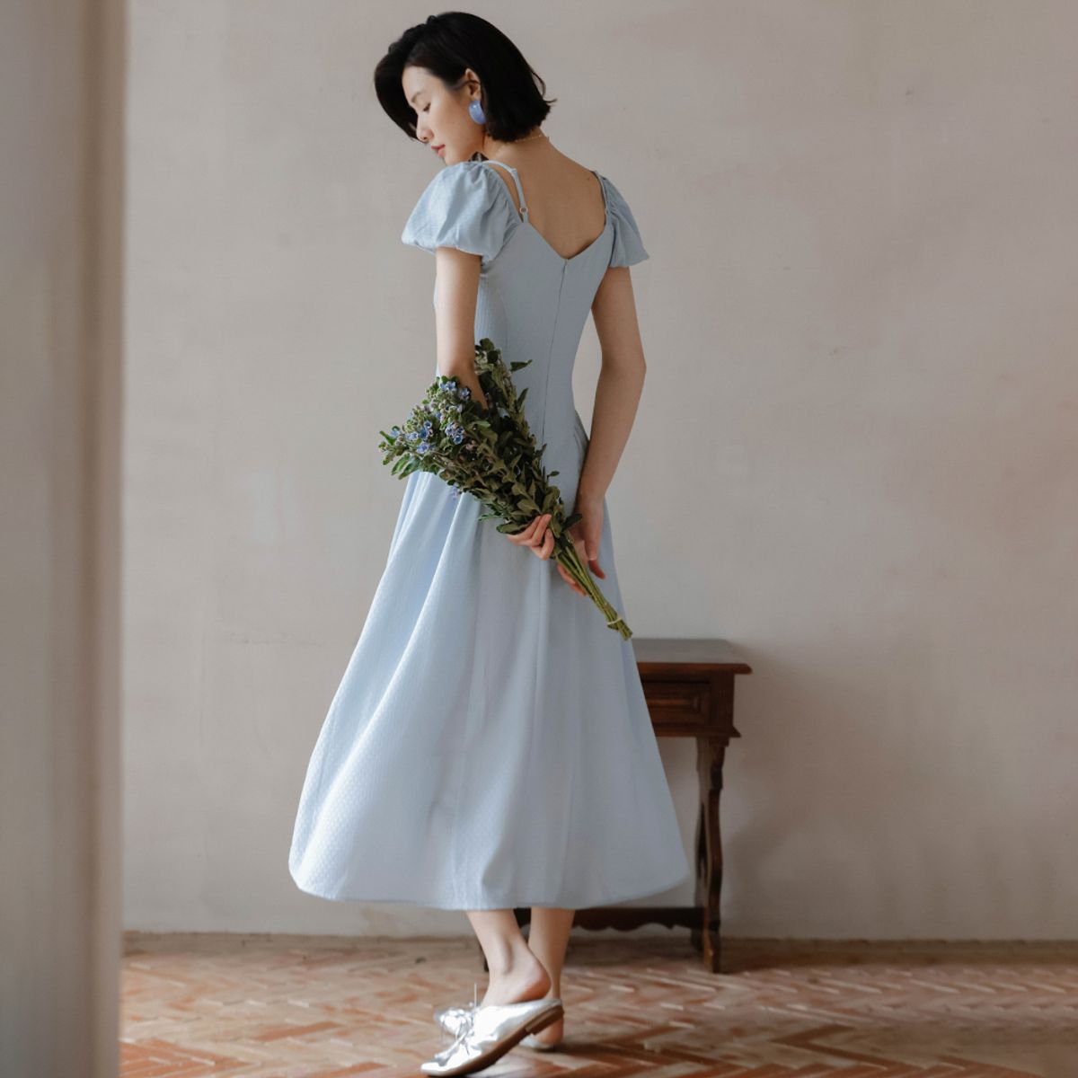 랭썬(LANGSON) LS_Off shoulder slim waist dress