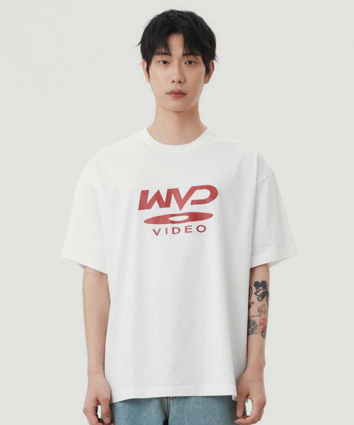더블유엠씨(WMC) 패러디 디비디 티셔츠_WHITE