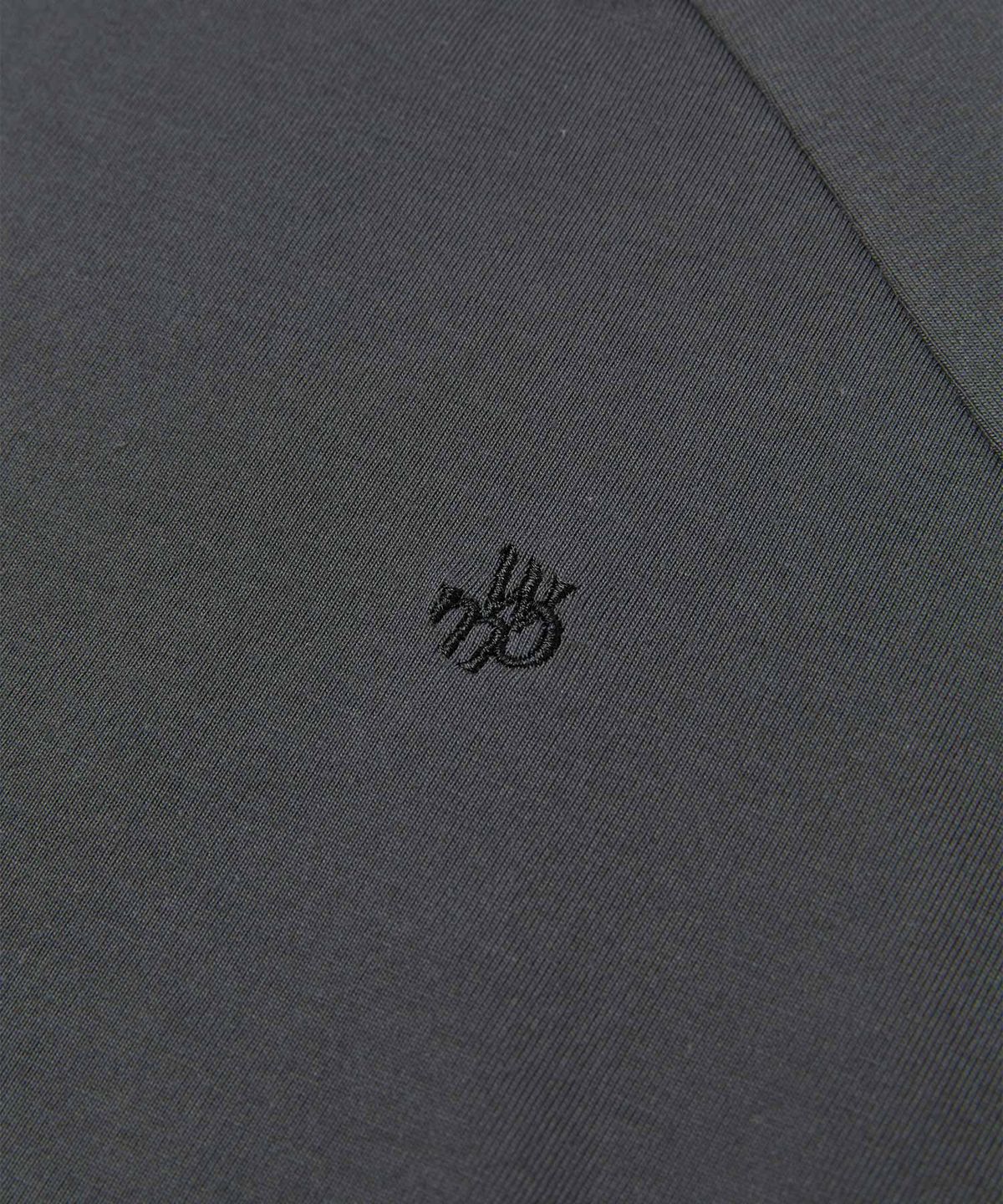 더블유엠씨(WMC) 심플 프렌치 캣 티셔츠_CHARCOAL GREY