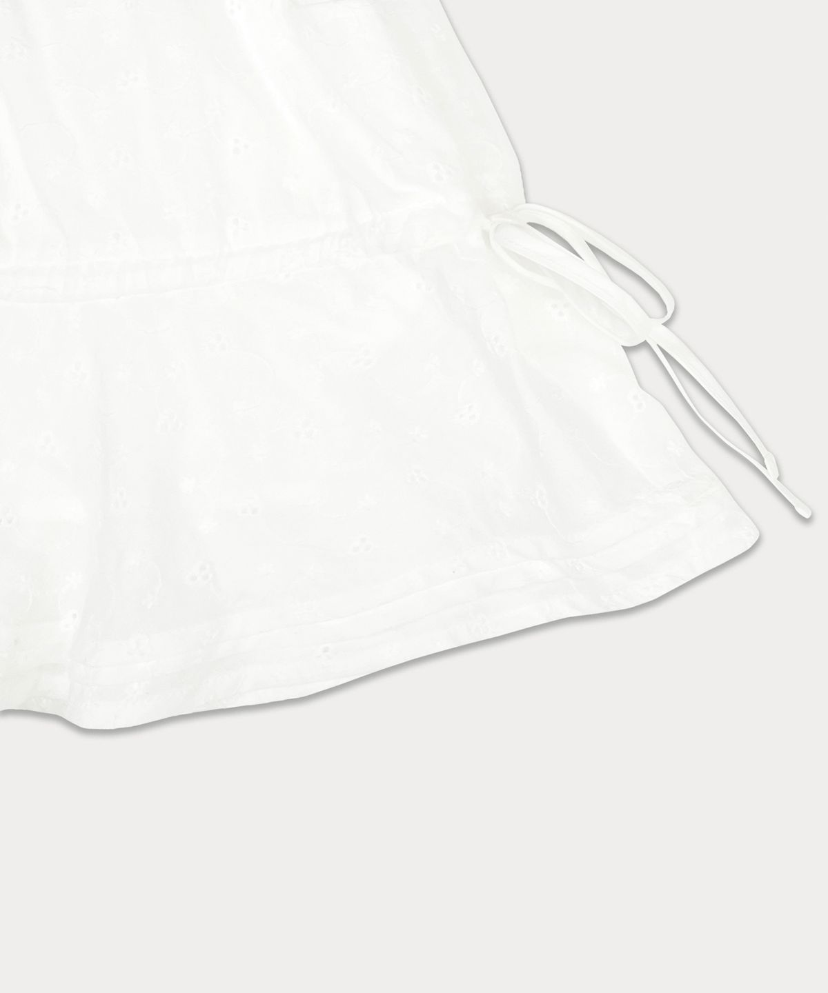 썸웨어버터(SOMEWHEREBUTTER) Floral Ribbon Cancan Skirt - Ivory