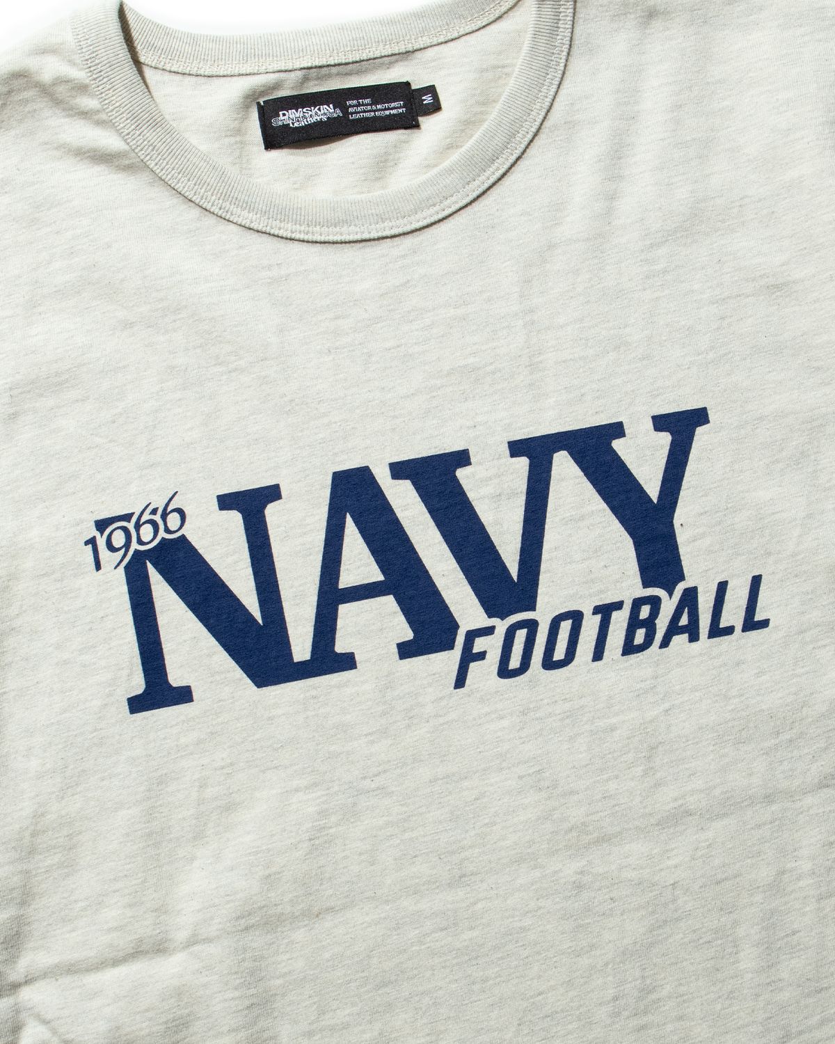 딤스킨(DIMSKIN) NAVYs 1966 TEE_1% OATMEAL