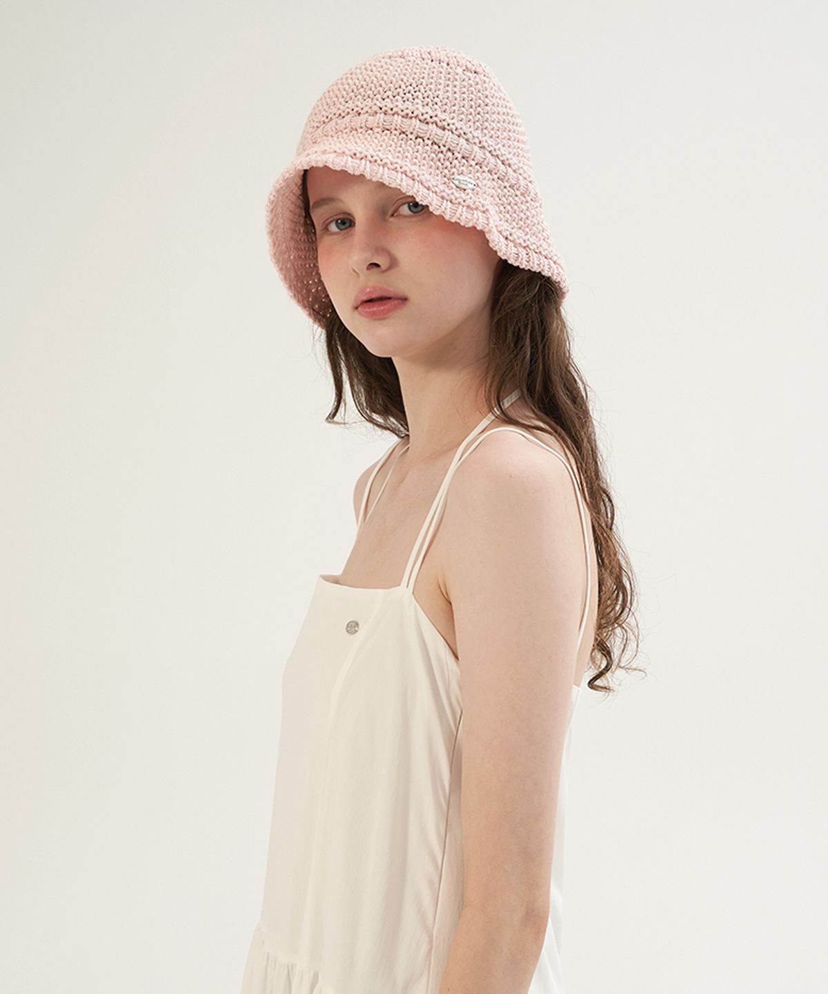 썸웨어버터(SOMEWHEREBUTTER) Pendant knit bucket hat - 3color