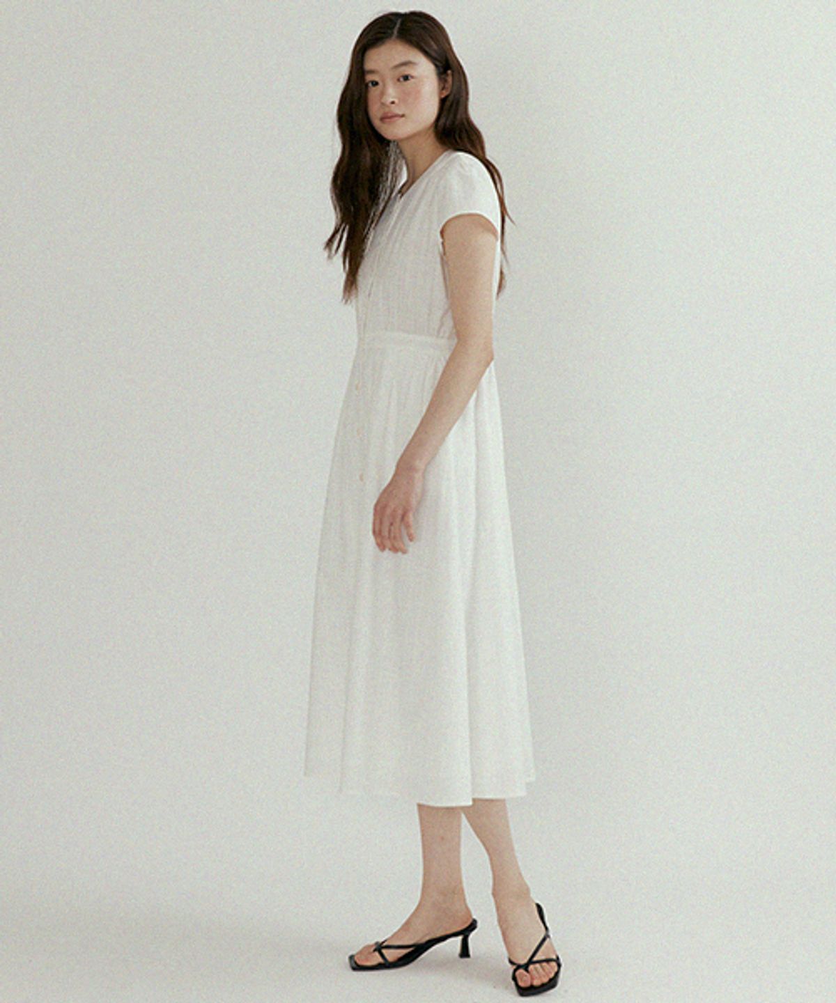 링서울(LINGSEOUL) button shirring dress-ivory