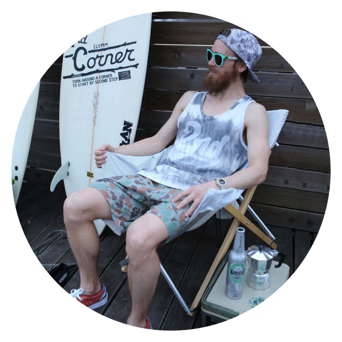 세컨드 코너(SECOND CORNER) 2C 남성 그래픽 캠퍼 스트릿 반바지 + 스트링허리벨트/반다나. Panama