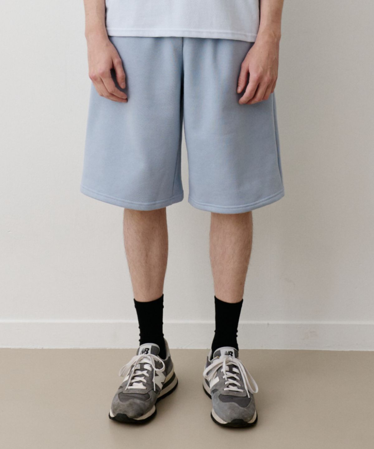 아페고 스포츠(APEGO SPORTS) Bermuda Sweat Shorts Light Blue