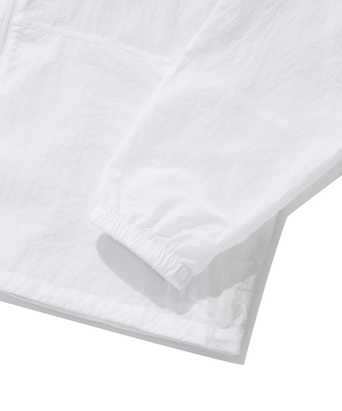 커버낫 우먼(COVERNAT WOMAN) 우먼 시어나일론 패커블 윈드브레이커 점퍼 White