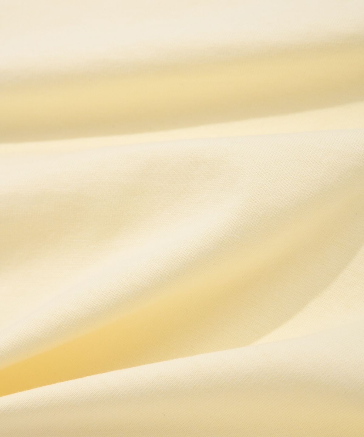 커버낫 우먼(COVERNAT WOMAN) 우먼 크롭 오버핏 코사지 티셔츠 Cream