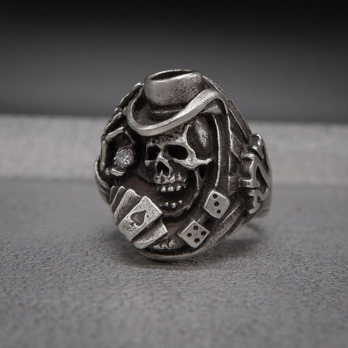 로우하이드(RAWHYDE) Endless Fortune Skull Ring