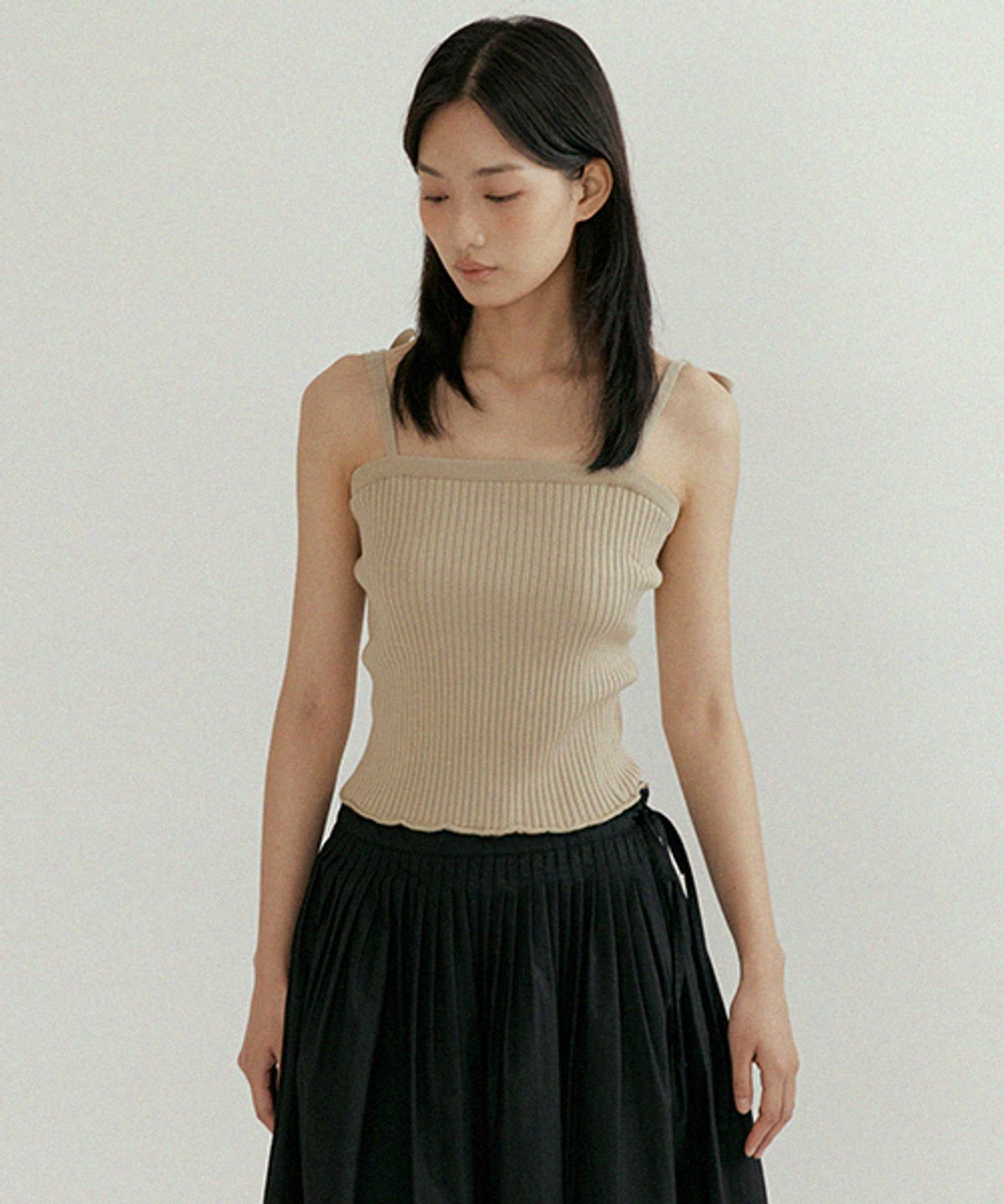 링서울(LINGSEOUL) ribbed bustier knit-khaki