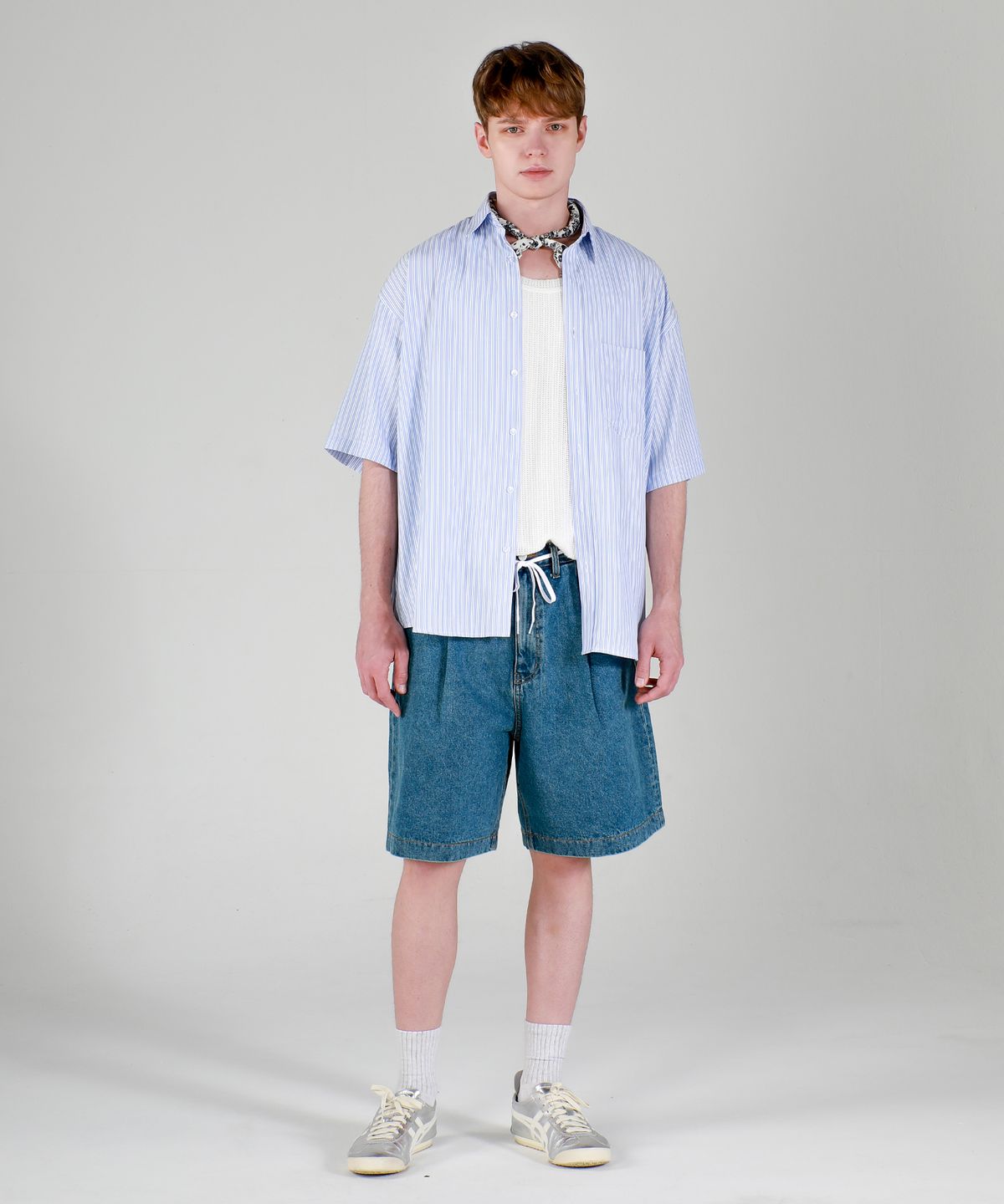 이에스엔(ESN) 스트라이프 오버핏 반팔 셔츠 블루
