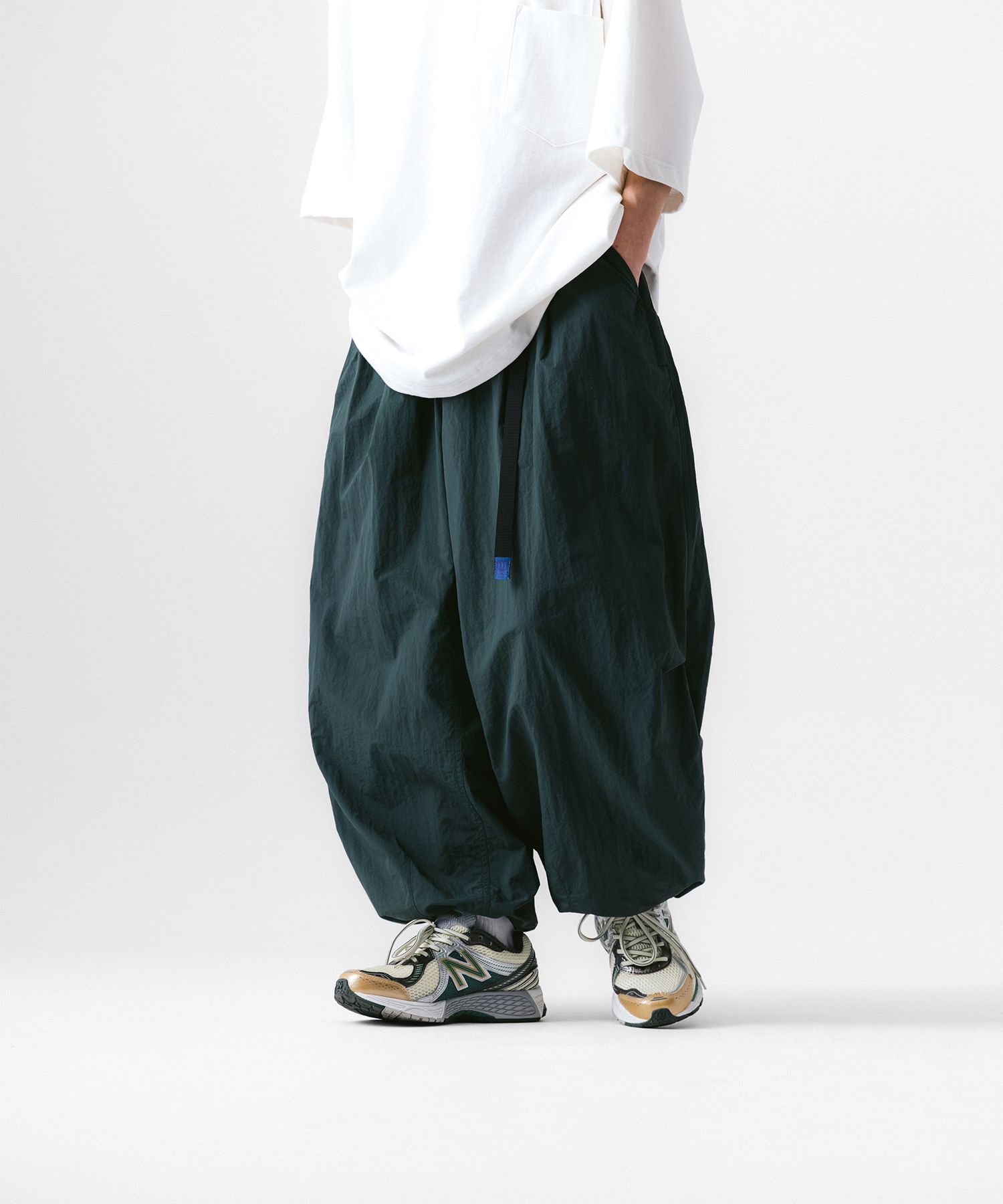 【U LAN】Blend stitch balloon banding pants CHINOISERIE-B PRINTED DRAWSTRING BALLOON PANTS – THE SHOP