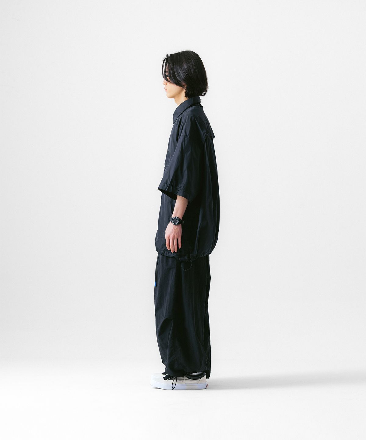 앵글런(ANGLAN) Nylon Tuck Belt String Balloon Pants - Black