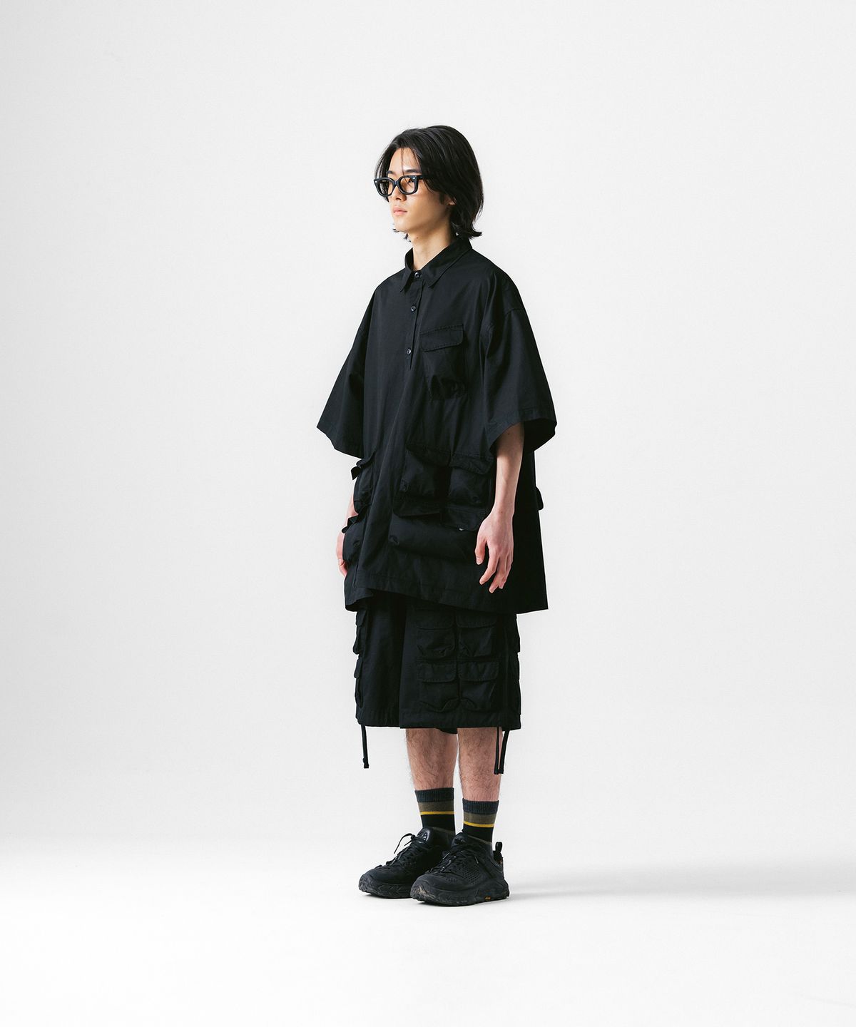 앵글런(ANGLAN) Slather Utility Pocket Half Shirt - Black
