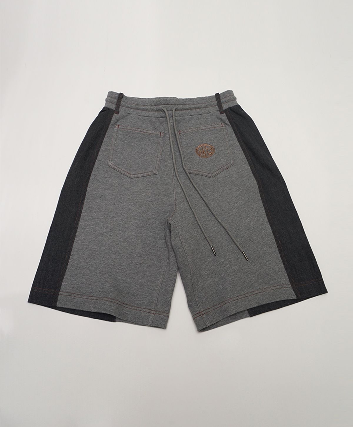 누크피터(NUUKFITTER) DENIM SWEAT SHORTS [DARK GRAY]
