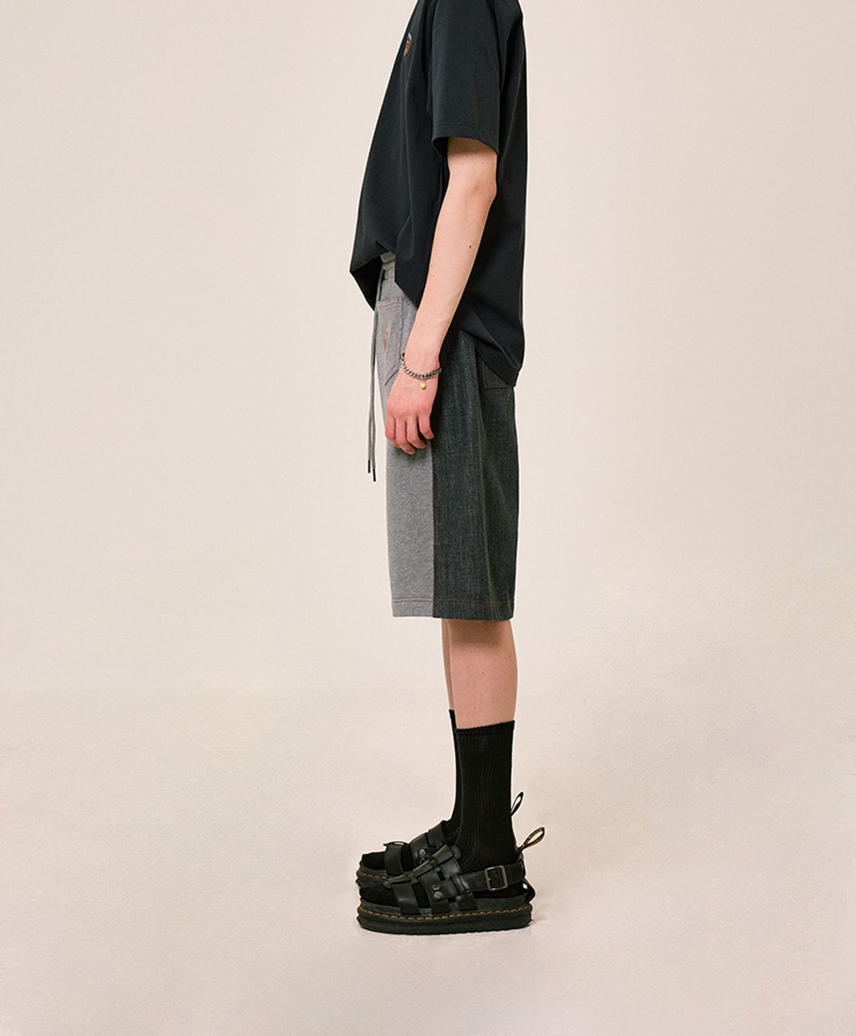누크피터(NUUKFITTER) DENIM SWEAT SHORTS [DARK GRAY]