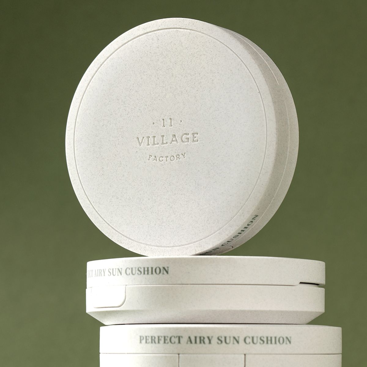 빌라쥬11팩토리(VILLAGE11FACTORY) 퍼펙트 에어리 선쿠션 SPF50+ PA++++