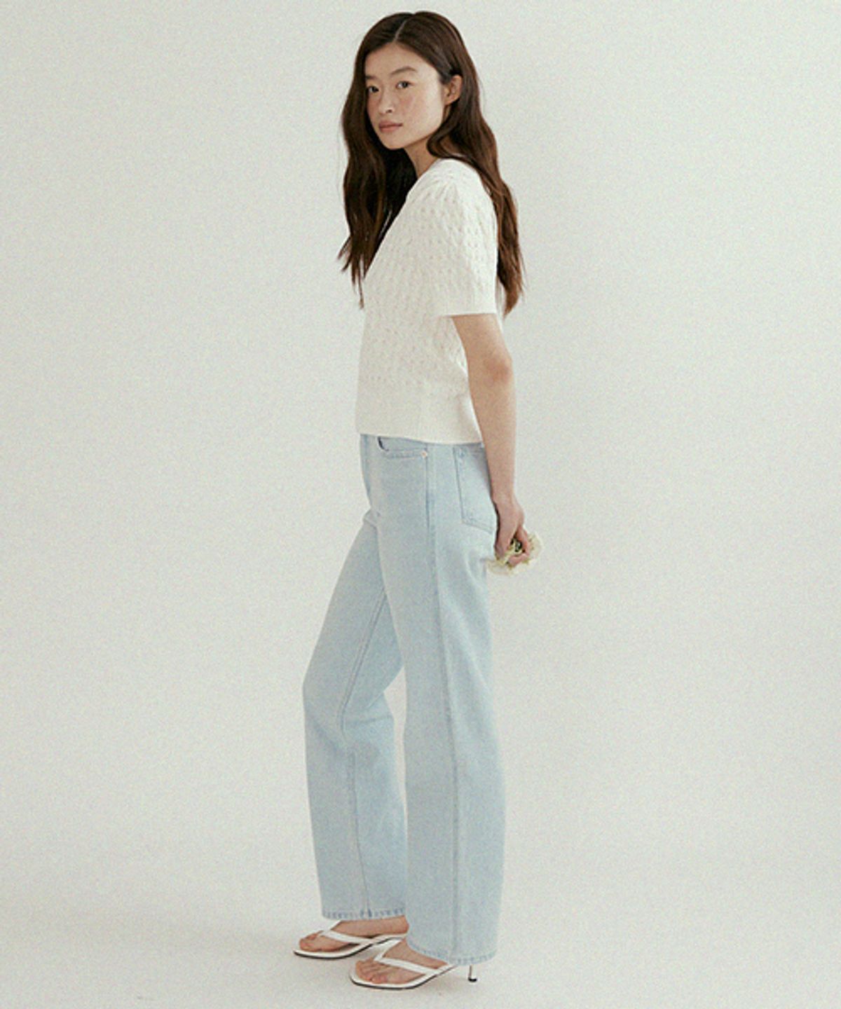 링서울(LINGSEOUL) v-neck cable knit top-ivory