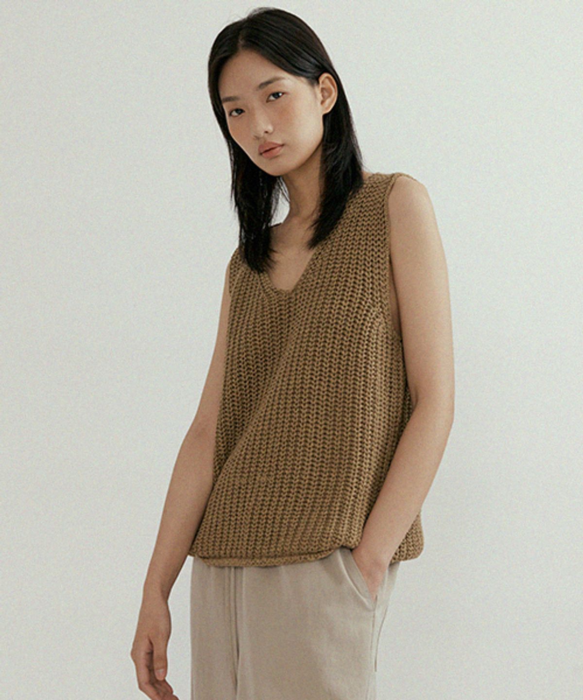 링서울(LINGSEOUL) hanji blended knit vest-mocha
