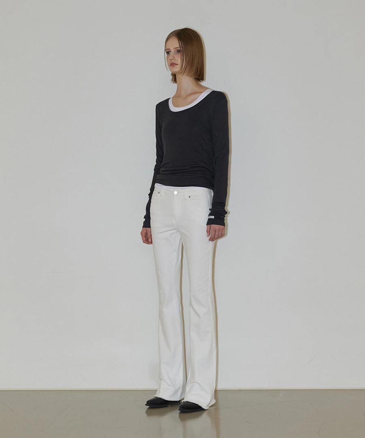 렌세(RENSE) Mid-Rise Boot Cut Pants White