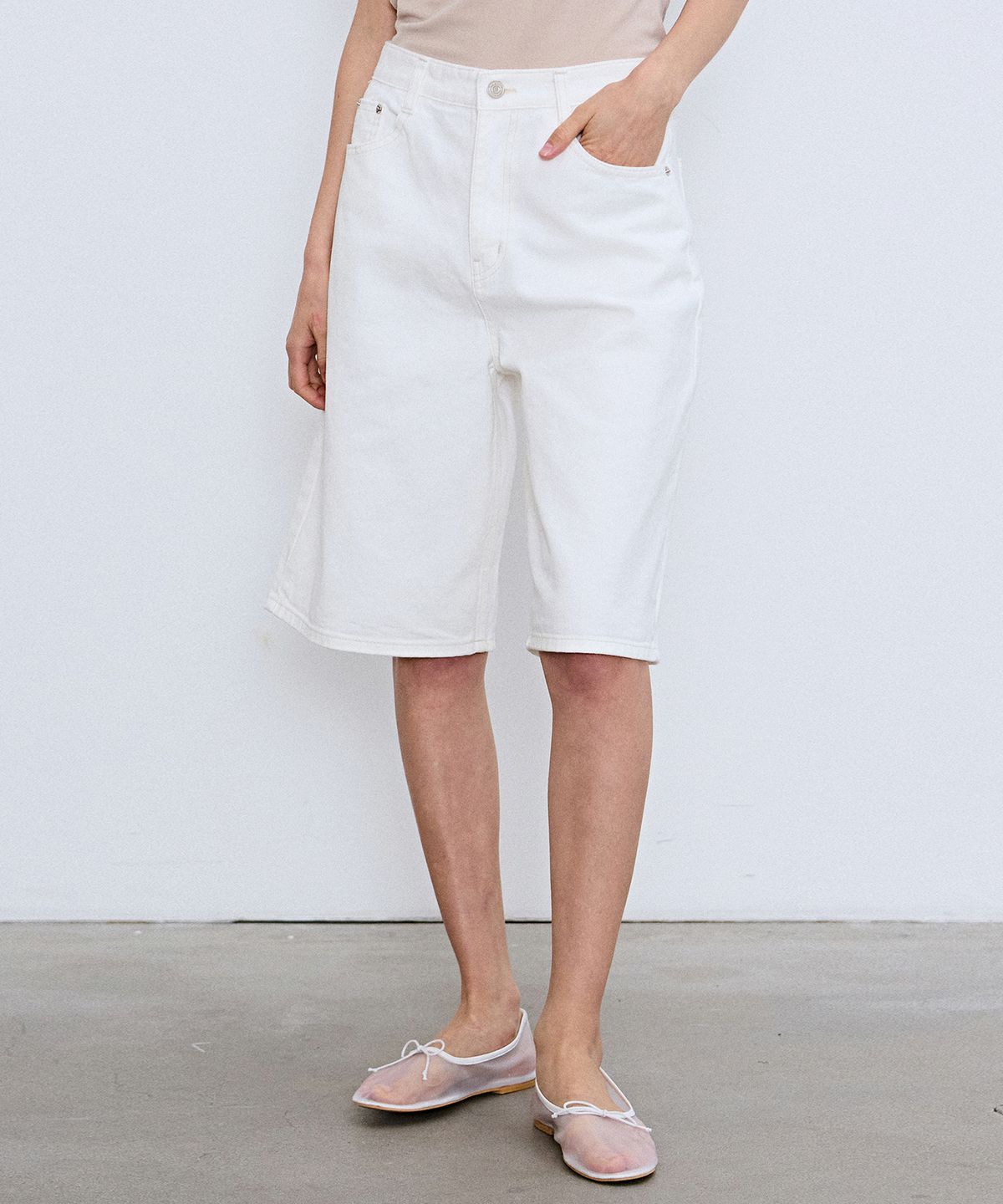닉앤니콜(NICK&NICOLE) DENIM BERMUDA PANTS_IVORY