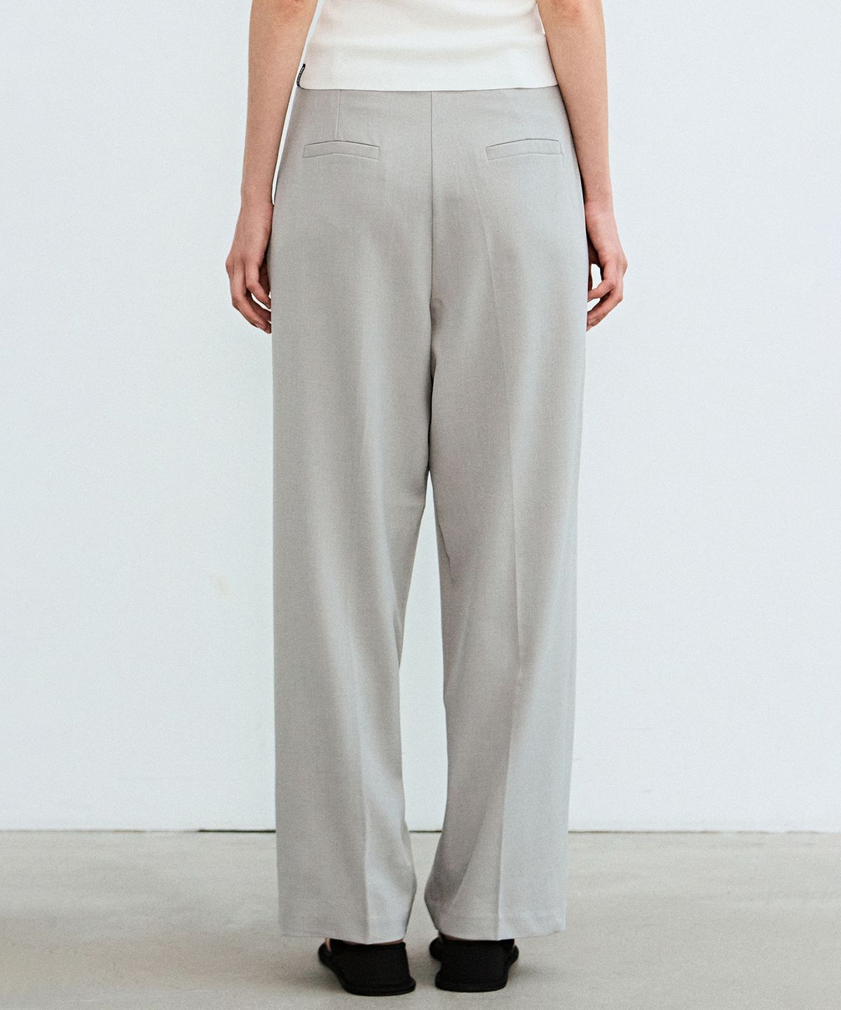 닉앤니콜(NICK&NICOLE) MINIMAL LONG PINTUCK SLACKS_GRAY