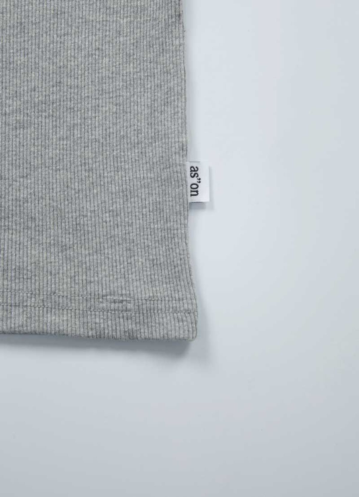 애즈온(ASON) HATTIE HALTER NECK SLEEVELESS / GRAY