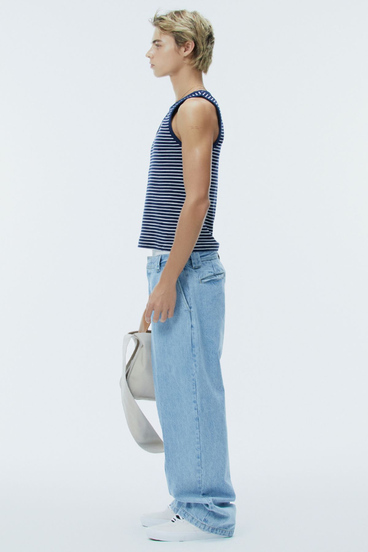 노앙(NOHANT) CROSS SLEEVELESS STRIPE-NAVY