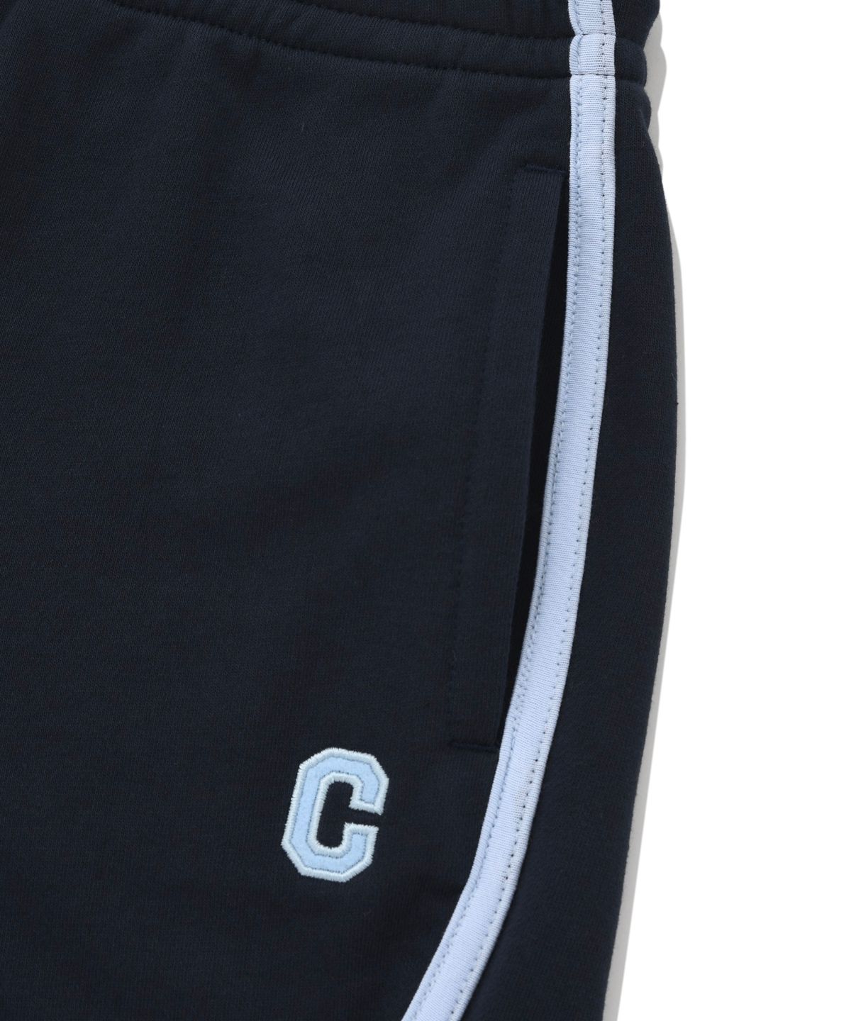 커버낫 우먼(COVERNAT WOMAN) 우먼 C 로고 스웻 쇼츠 Navy
