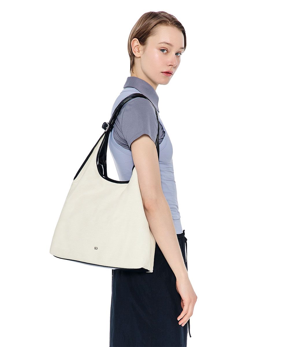 MUSINSA | STAND OIL Ringo Bag. Ringo Bag