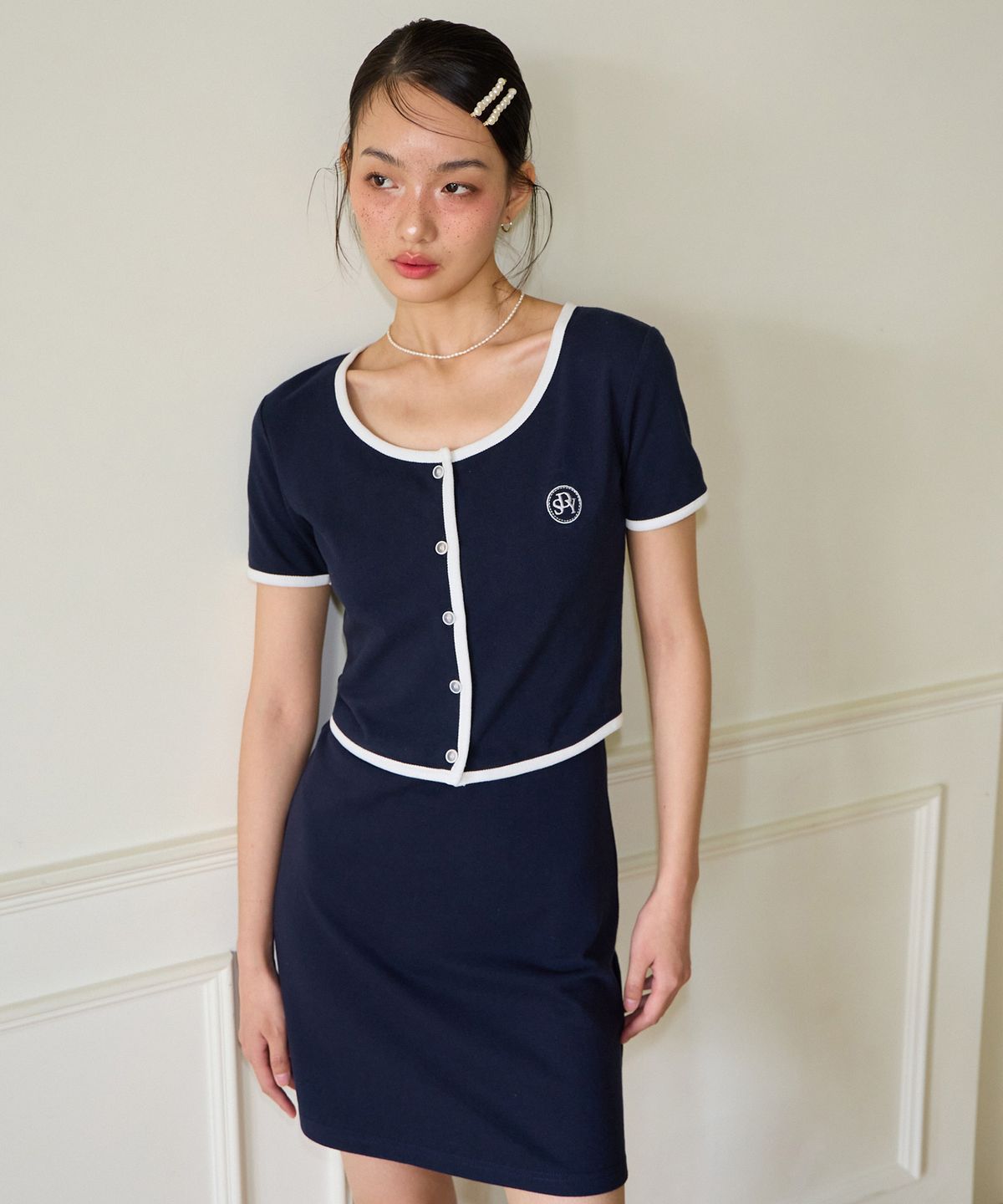 살롱 드 욘(SALON DE YOHN) Crop Pique Cardigan_ Navy