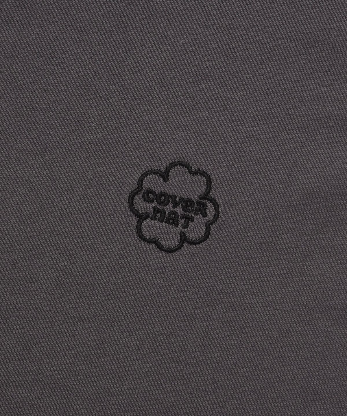커버낫 우먼(COVERNAT WOMAN) 우먼 크롭 클로버하트 슬리브리스 Charcoal