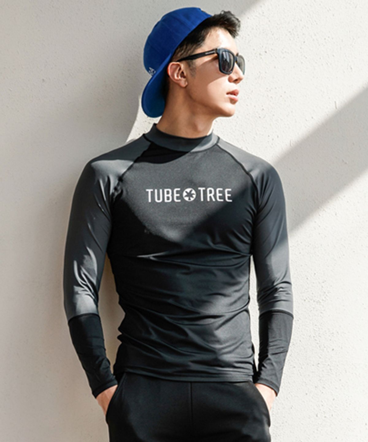 튜브트리(TUBE TREE) 남성용 슬림핏 배색 래쉬가드 A217 블랙