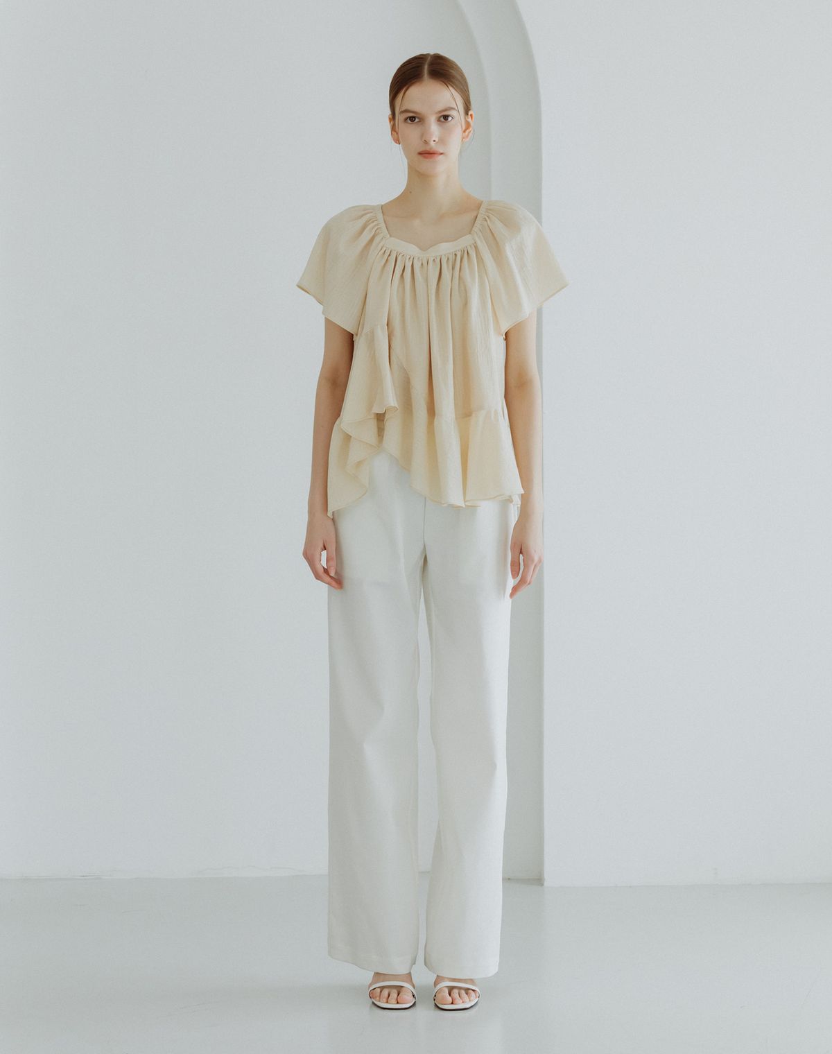 지에마르(GIEMAR) 러플 체크 블라우스 RUFFLE CHECK BLOUSE