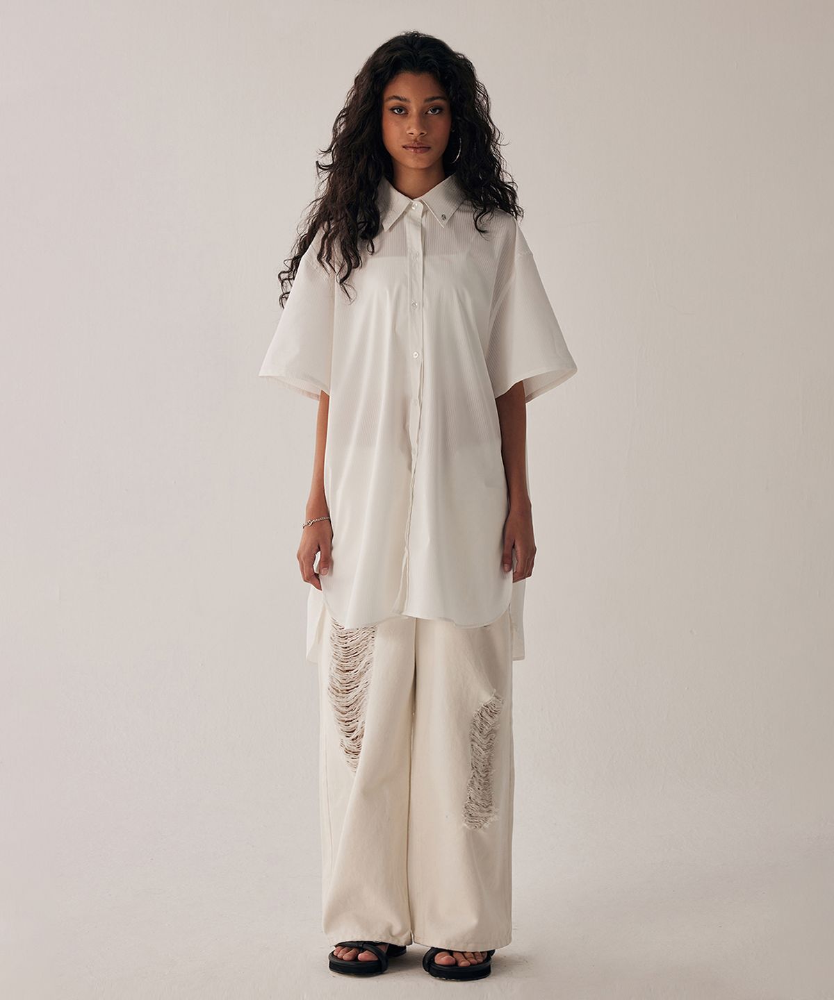 트리밍버드(TREEMINGBIRD) Daddy Fit Half Shirts [ White ]