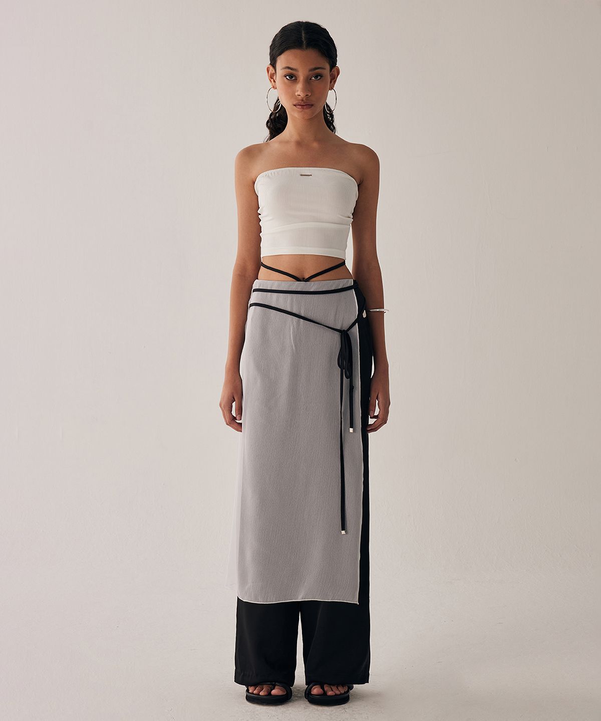 트리밍버드(TREEMINGBIRD) See-Through Strap Wrap Pants [ White ]