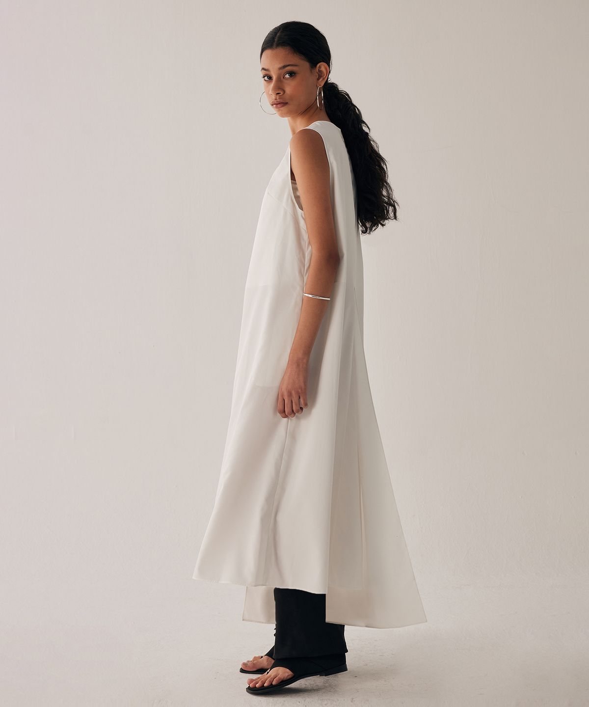 트리밍버드(TREEMINGBIRD) Soa Long One-piece [ White ]
