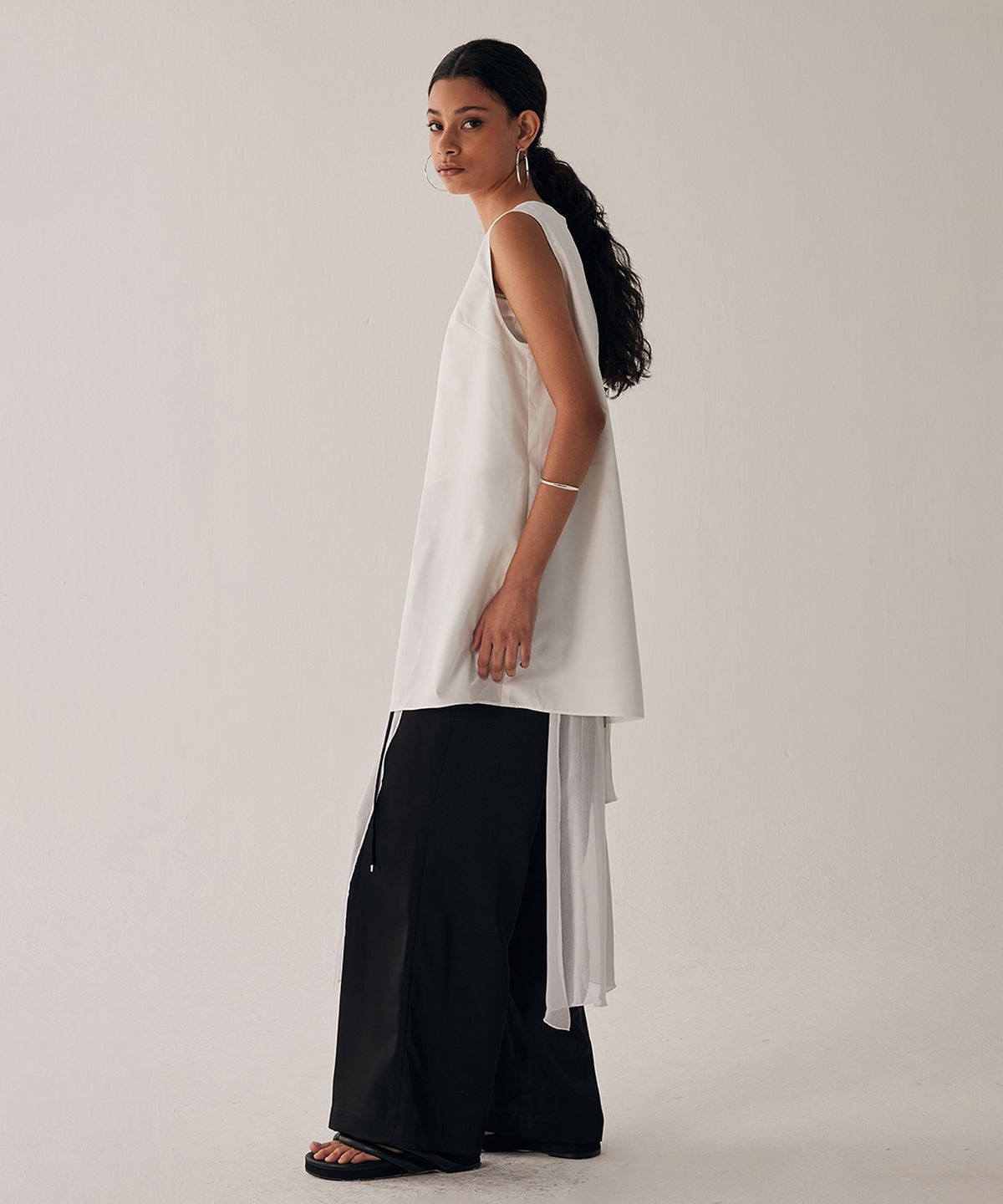 트리밍버드(TREEMINGBIRD) Soa Mini One-piece [ White ]