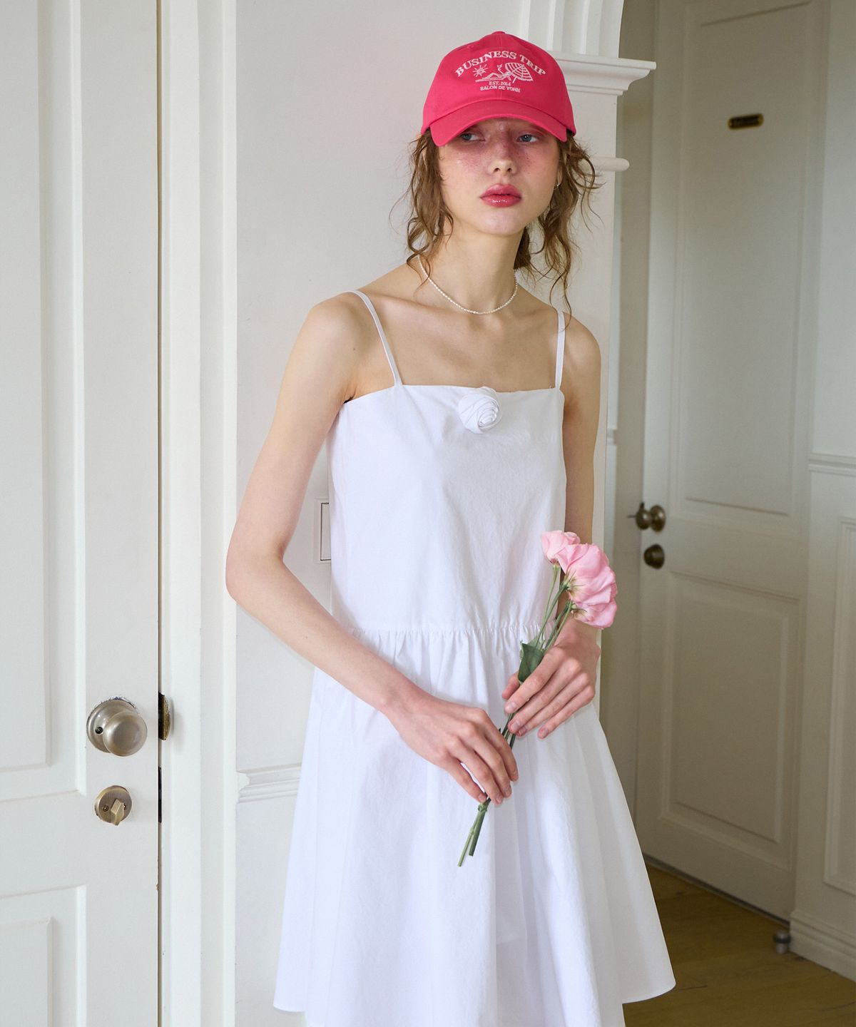 살롱 드 욘(SALON DE YOHN) Corsage Mini Slip Dress_ White