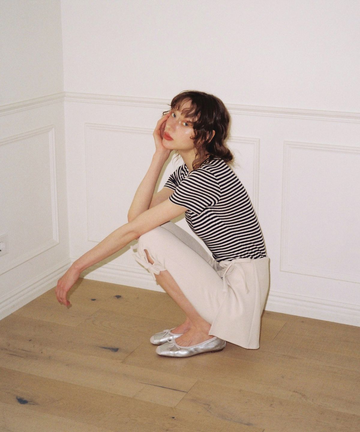 살롱 드 욘(SALON DE YOHN) Ribbon Mid-length Skirt Pants_ Ivory