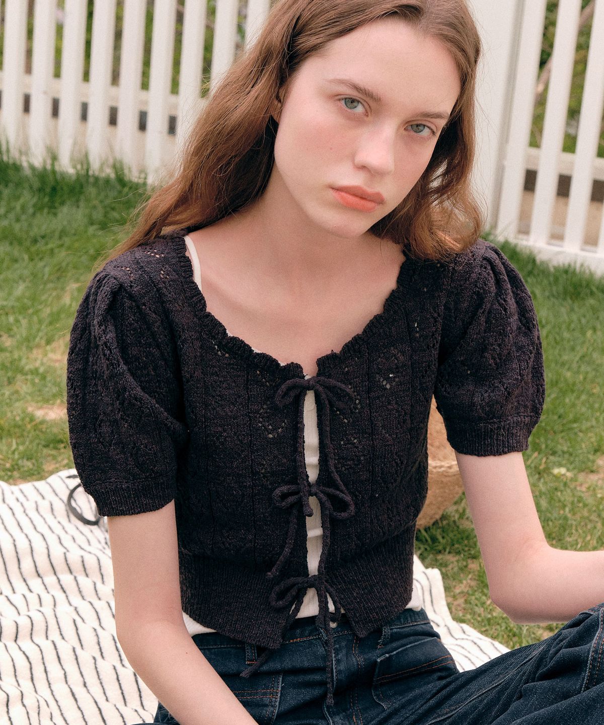로라로라(ROLAROLA) RIBBON CROCHET BOLERO CARDIGAN BLACK