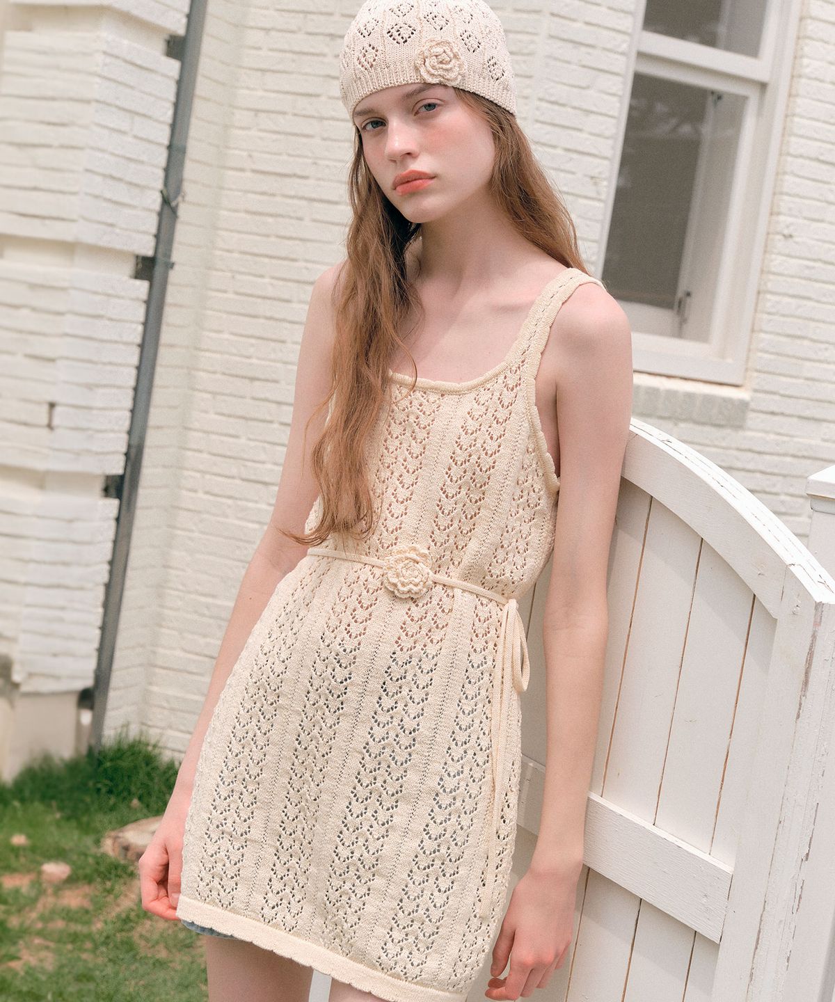 로라로라(ROLAROLA) ROSE STRAP SLEEVELESS ONEPIECE IVORY