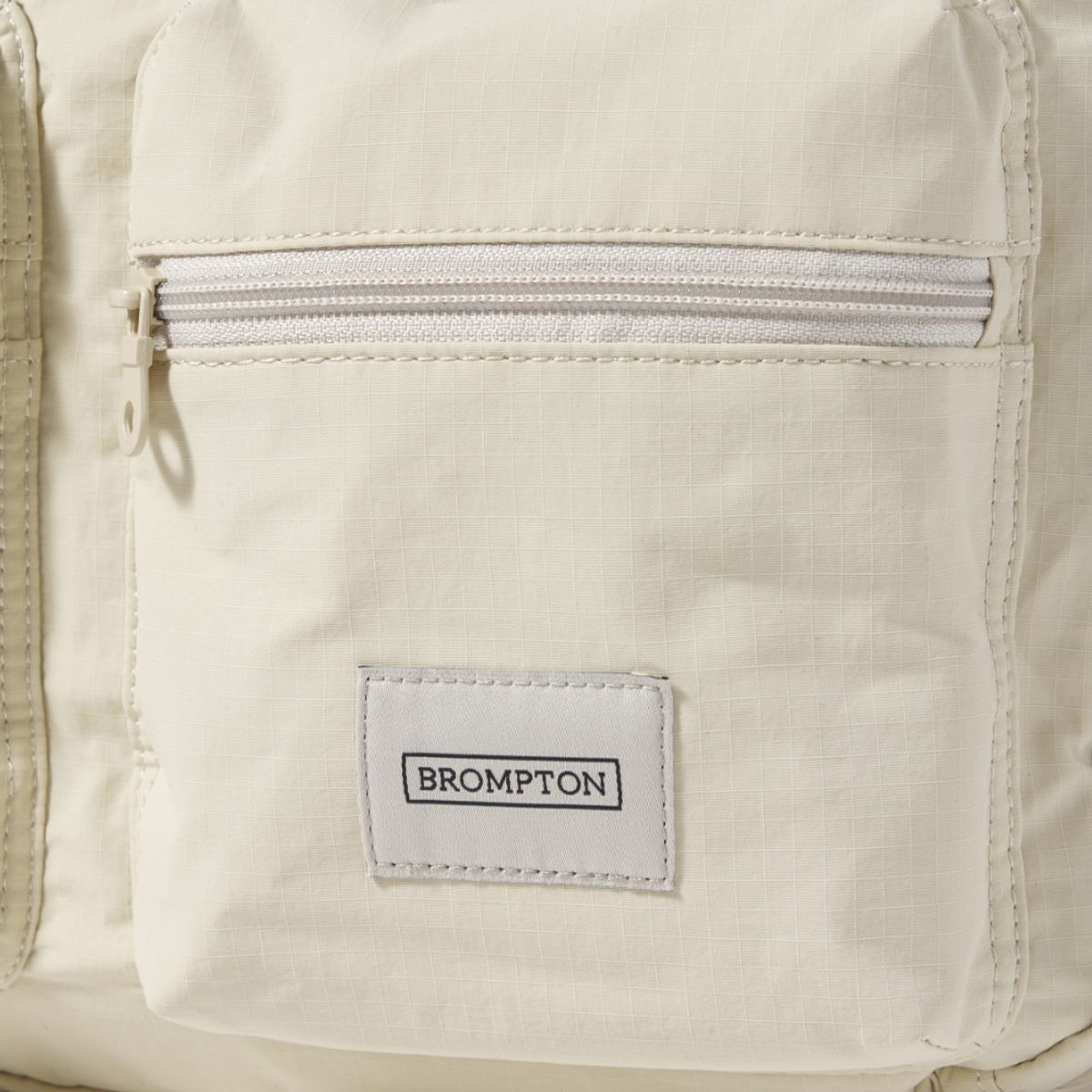 브롬톤 런던(BROMPTON LONDON) TWO POCKET HOBO BAG - CREAM (P245ACR202)