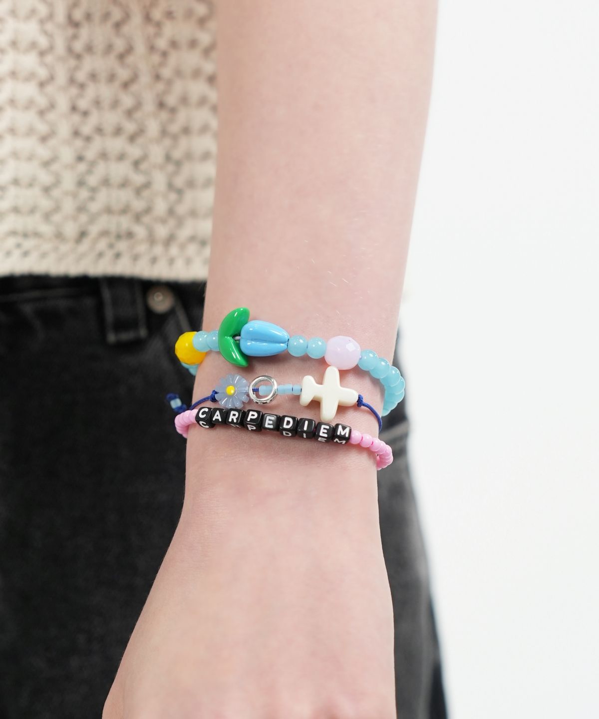 봉보(BONBEAU) Jace tulip color glass ball Bracelet 튤립 참 체코 글라스 볼 비즈 밴딩 팔찌