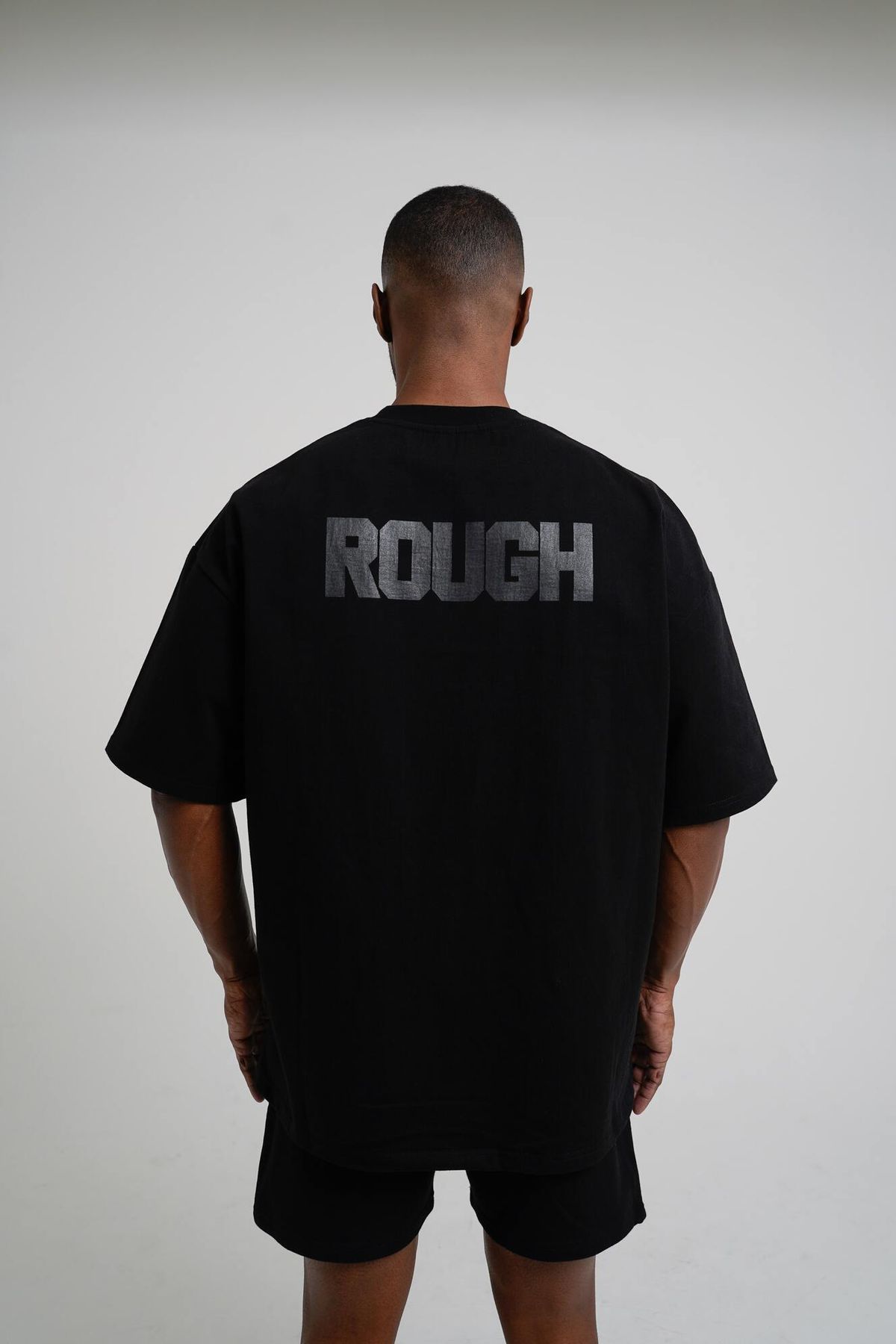 러프 애슬레틱(ROUGH ATHLETIC) [헤비코튼] 톤온톤 오리지널 로고  티셔츠-Black