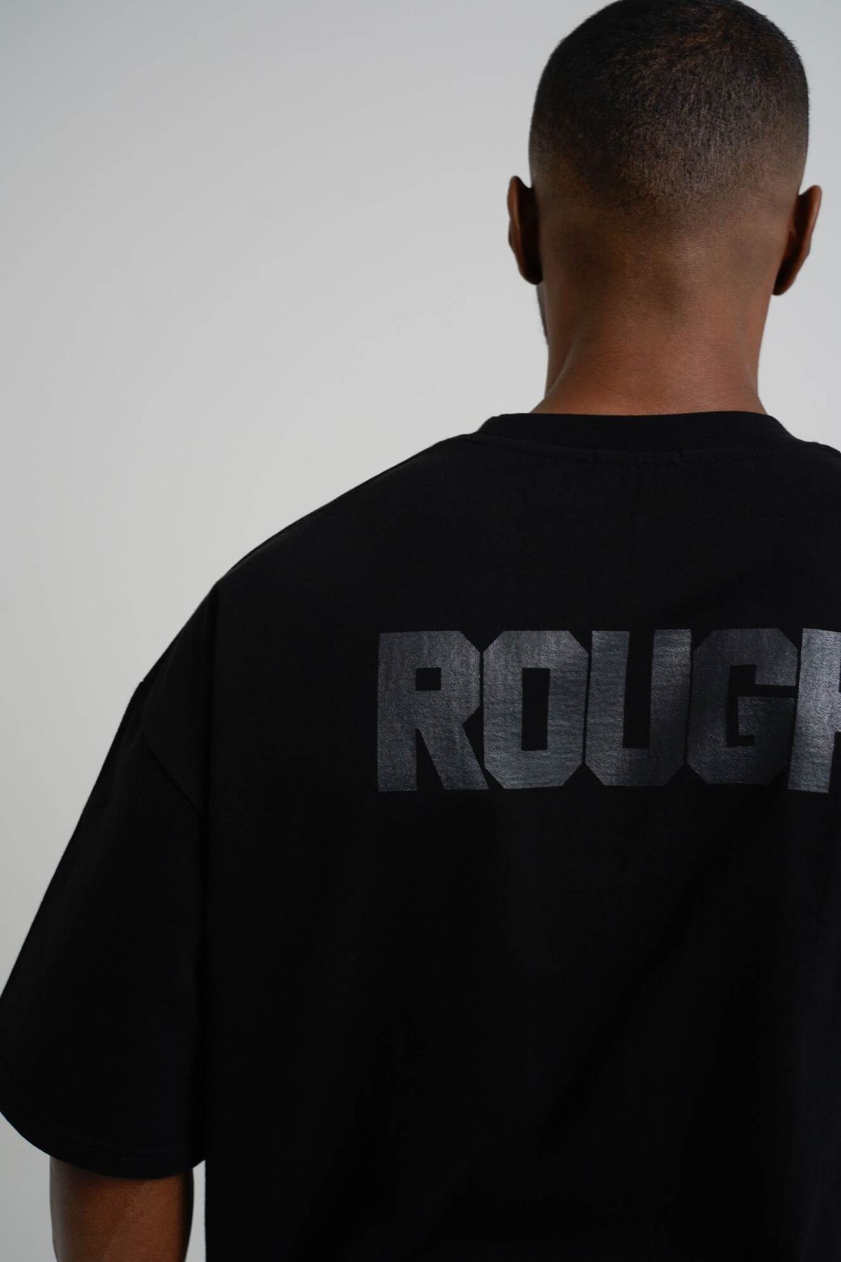 러프 애슬레틱(ROUGH ATHLETIC) [헤비코튼] 톤온톤 오리지널 로고  티셔츠-Black