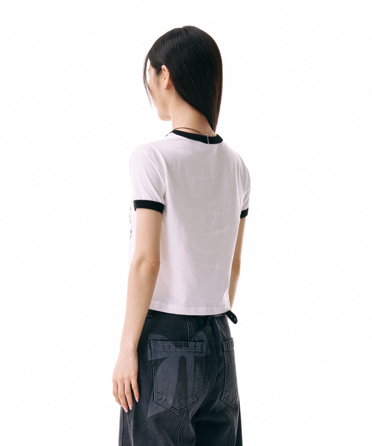 이우가마카라스(IUGAMAKARAS) Star Printed Ringer Top (Black)