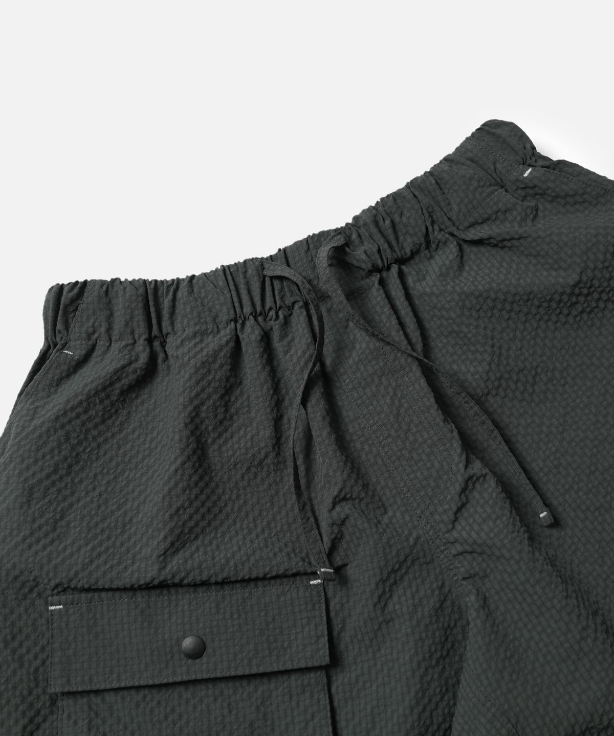 프리즘웍스(FRIZMWORKS) COMFORTABLE BANDING SHORTS _ CHARCOAL