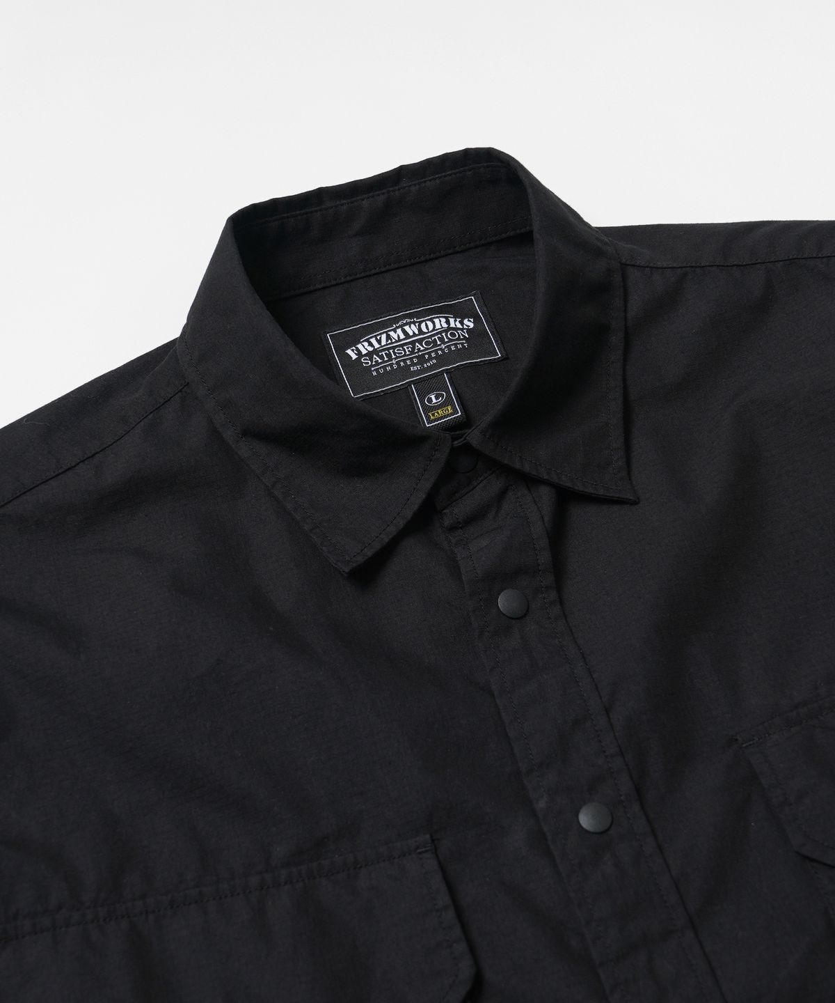 프리즘웍스(FRIZMWORKS) CN RIPSTOP FISHING HALF SHIRT _ BLACK