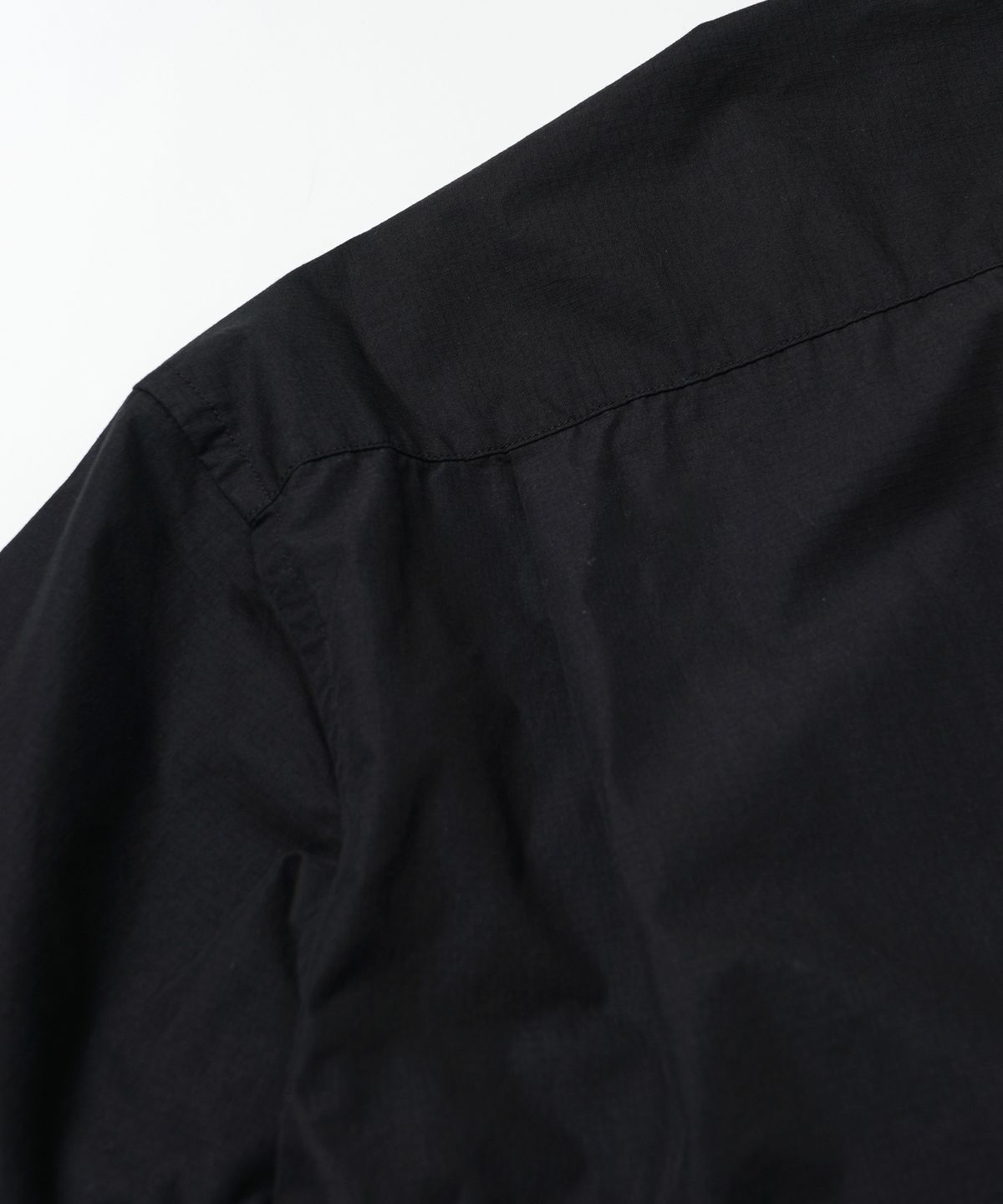 프리즘웍스(FRIZMWORKS) CN RIPSTOP FISHING HALF SHIRT _ BLACK